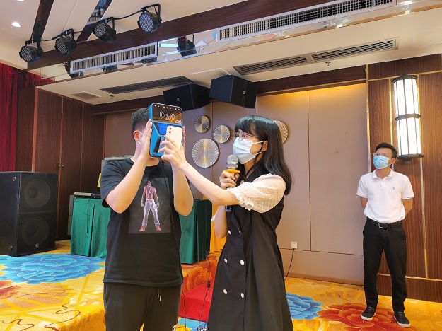 625一卡通二维码扫描付费演示。.jpg